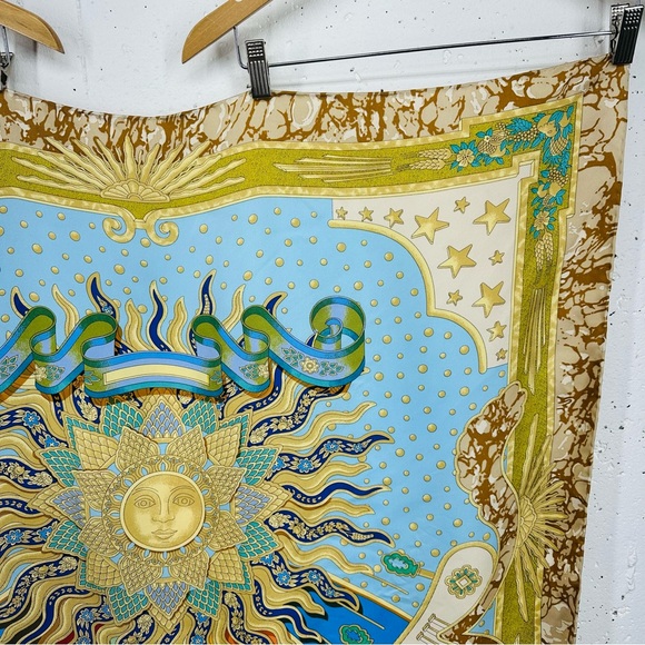 J. McLaughlin Multi Color Roman Numeral Sun 100% Silk Scarf 35.5 x 35” - Picture 4 of 10